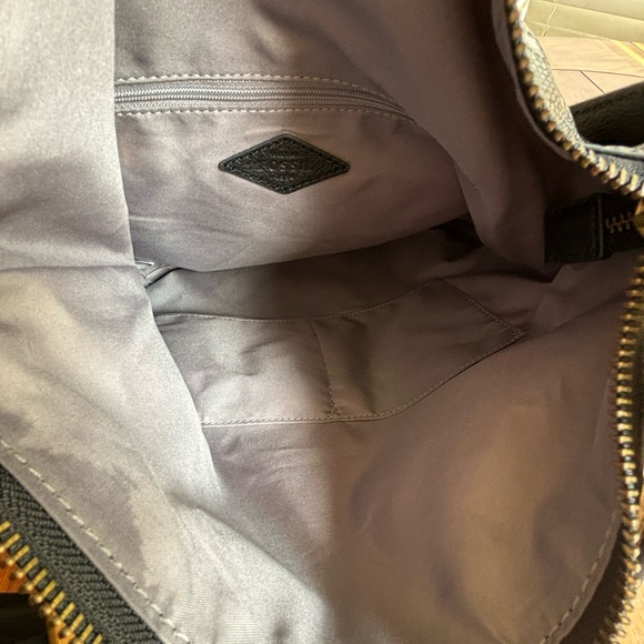 Fossil Amelia Python White Leather Black Hobo Crossbody - Picture 4 of 6